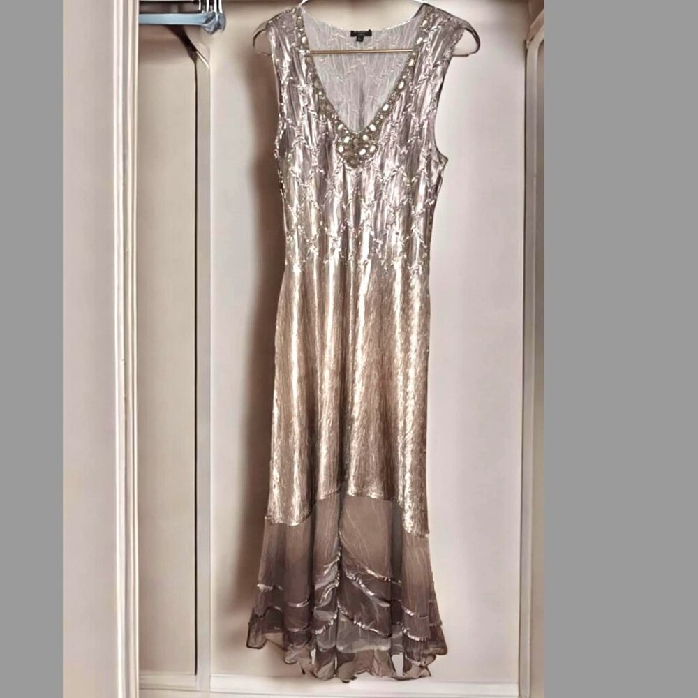 Komarov Embellished Silver Grey Chiffon Layered Maxi Dress Size Large Sleeveless